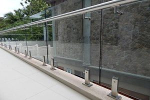 هندریل شیشه ای